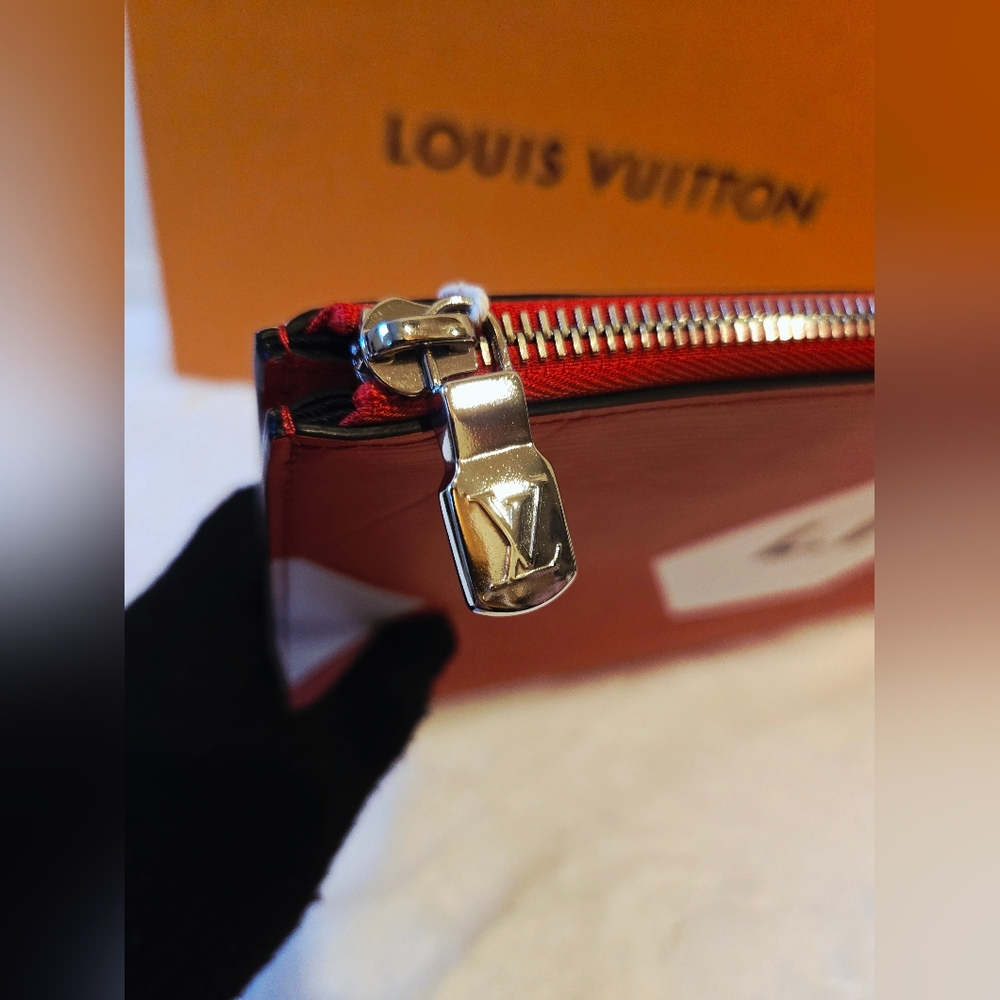 Limited Edition Louis Vuitton Epi World Cup 2018 Pochette Jour GM Clutch Bag Red - Picture 11 of 15